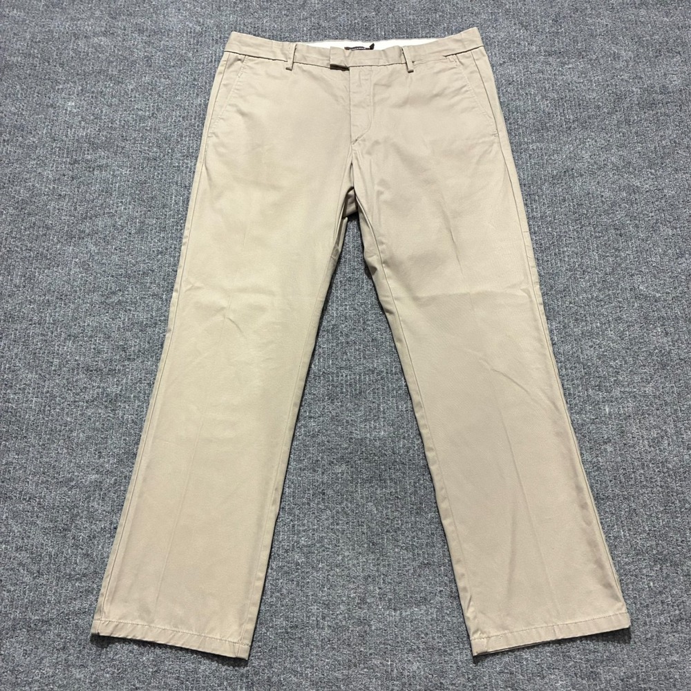 Dockers D1 Mens Chino Pants Size 36x30 Beige Flat Front Straight Leg Mid Rise